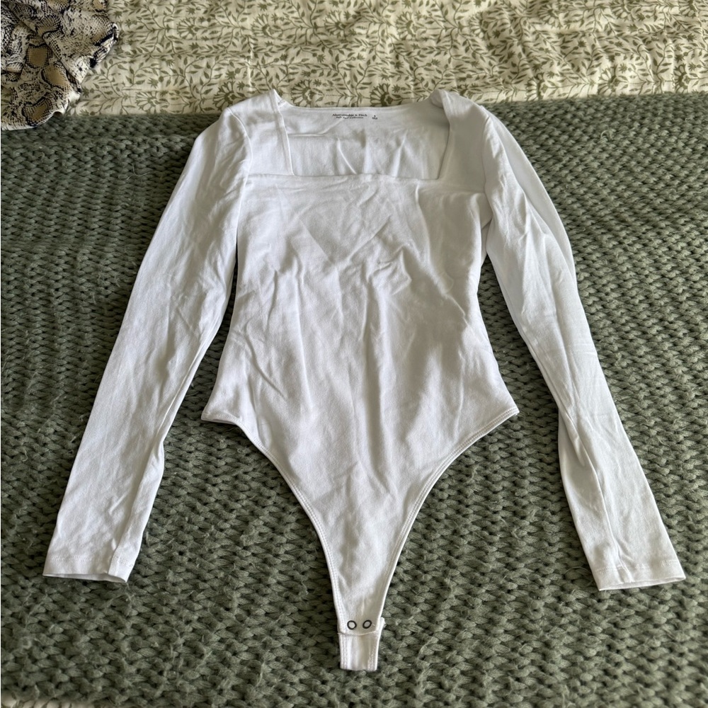 ‼️ A&F Squareneck Bodysuit